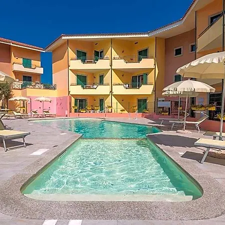 I Mirti Bianchi Apartahotel 3*