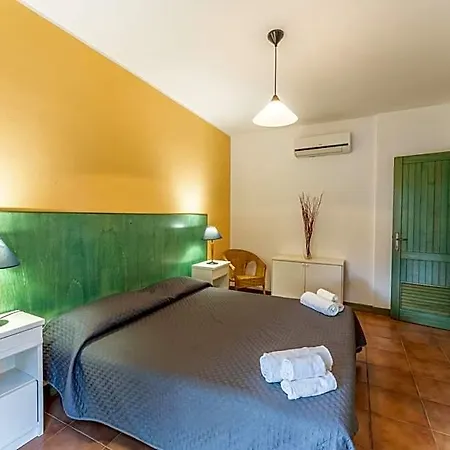 Hotel I Mirti Bianchi 3*